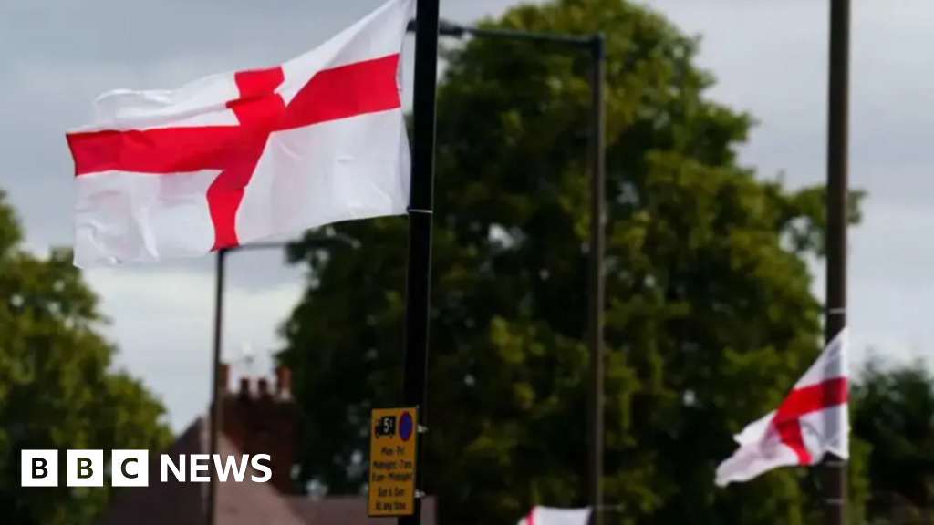 Shrewsbury flags group offers to remove flags from lamp posts