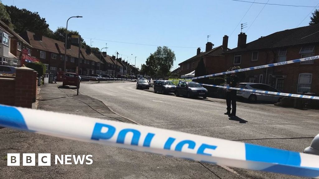 Man stabbed to death in Leicester street named by police BBC News