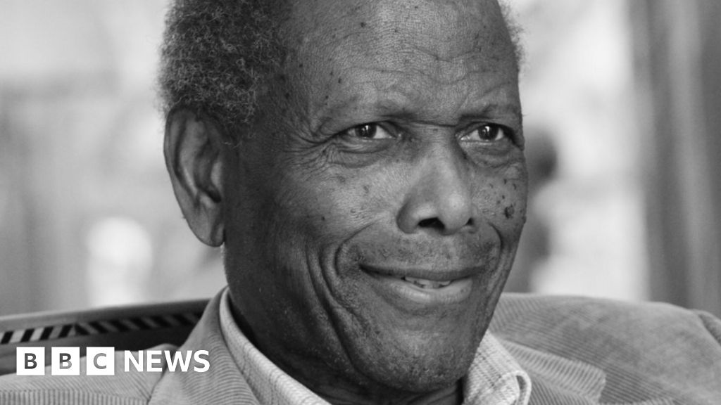 Sidney Poitier: Hollywood star dies aged 94
