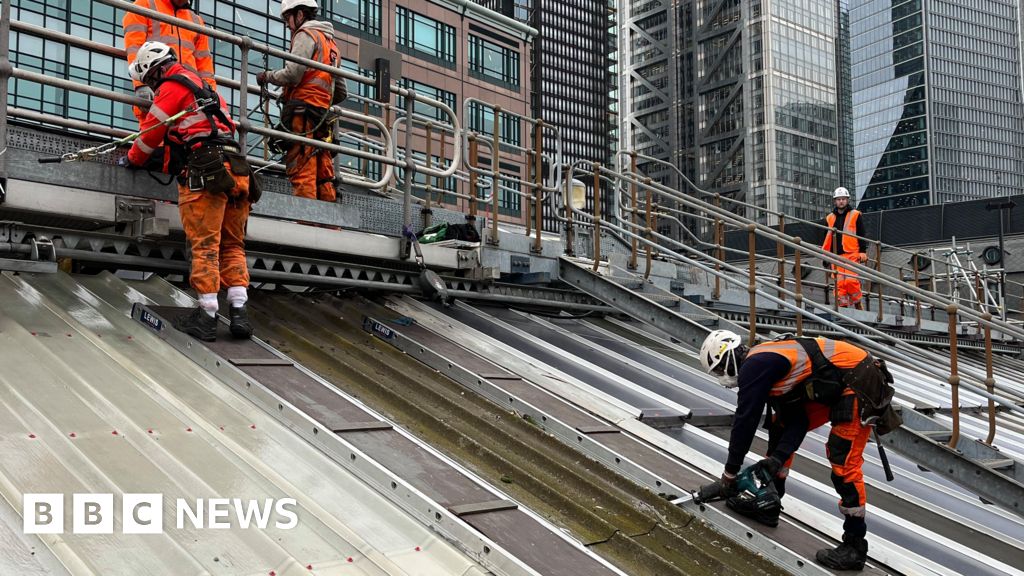 Liverpool Street and Waterloo close over Christmas