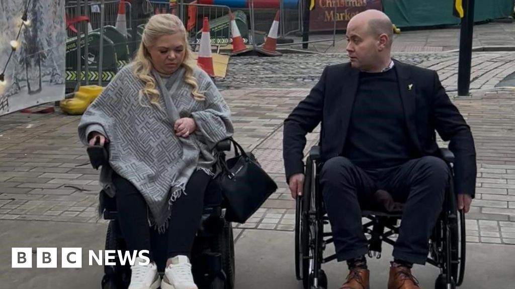 bbc.co.uk - Tom Walker - Using wheelchair gave me new view of Christmas market issues' - BBC News