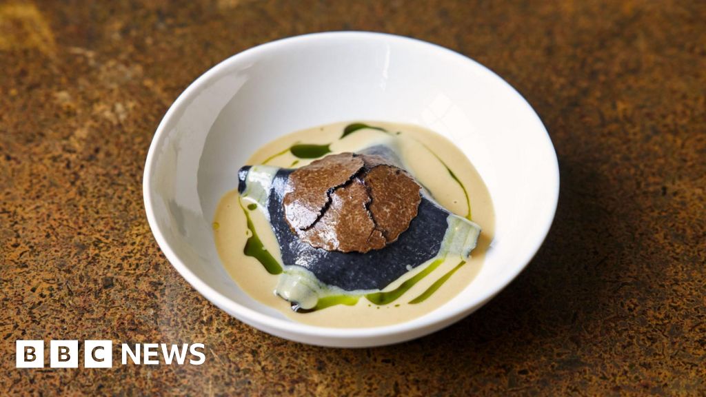 Michelin awards star to vegan restaurant for first time ever