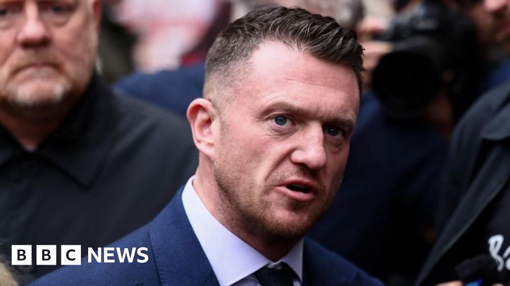Tommy Robinson cleared of terror offence after not giving police access to his phone