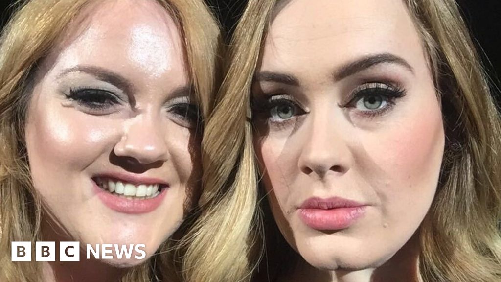 Adele 'doppelganger' inundated with messages after selfie - BBC News