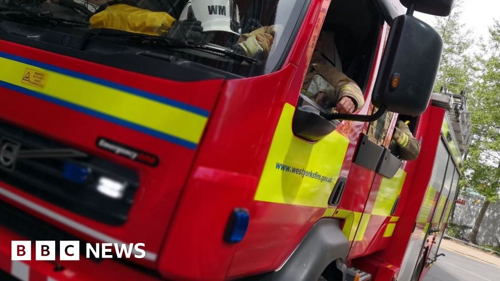 Leeds: Woman dies in house fire in Bramhope 