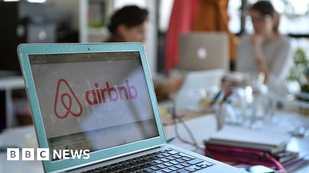 AirBnB Racism Claim: African-Americans 'less Likely To Get Rooms' - BBC ...