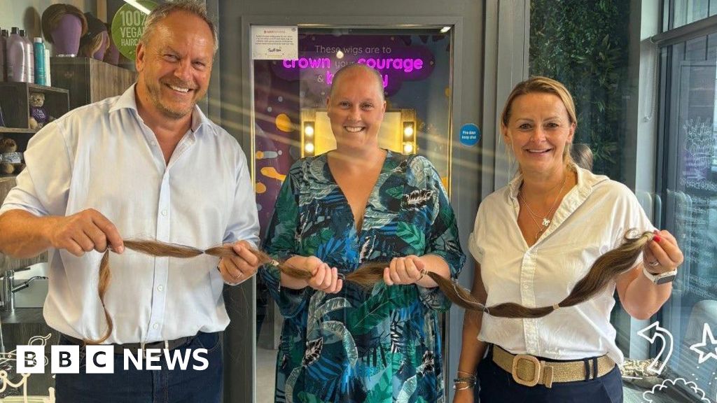 Devon woman given world record for longest hair donation