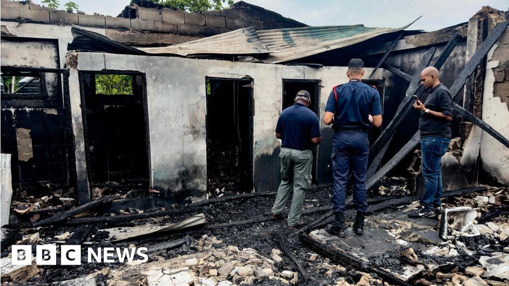 Incendio en escuela de Guyana: estudiante enojado sospechoso de iniciar incendio mortal