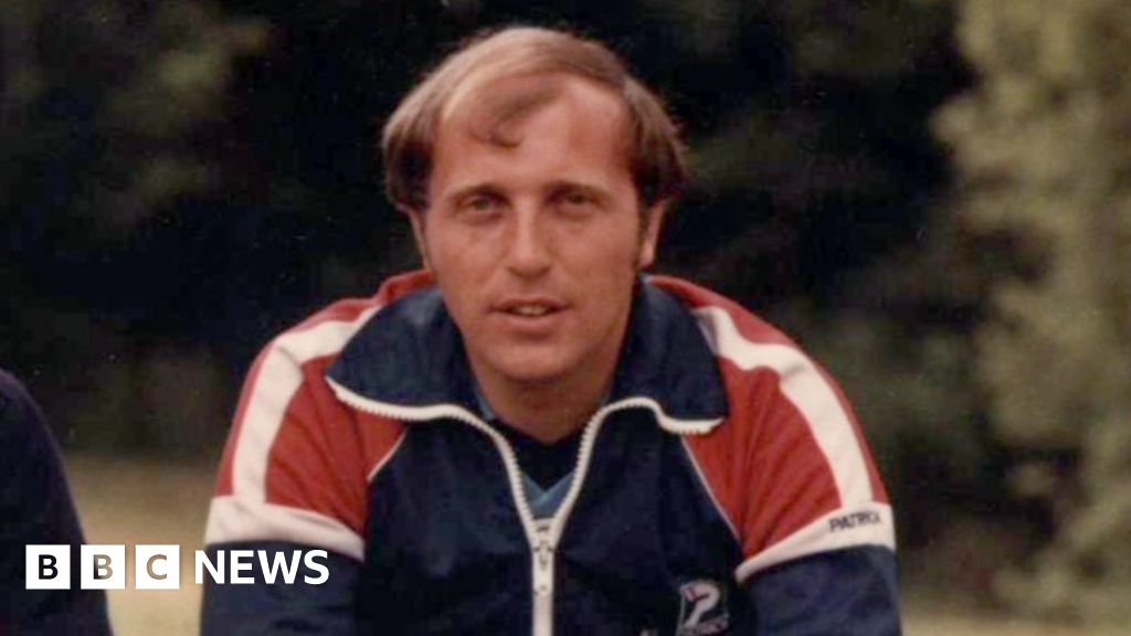 Bob Higgins The Southampton Football Coach Who Abused Boys Bbc News