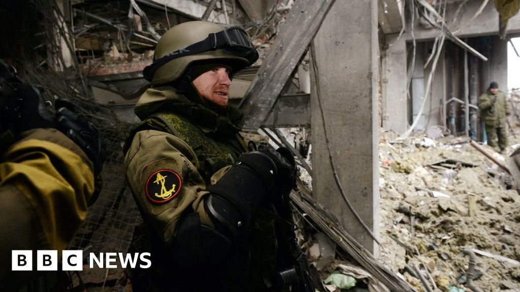 Russian restaurant closes over dead warlord insult BBC News