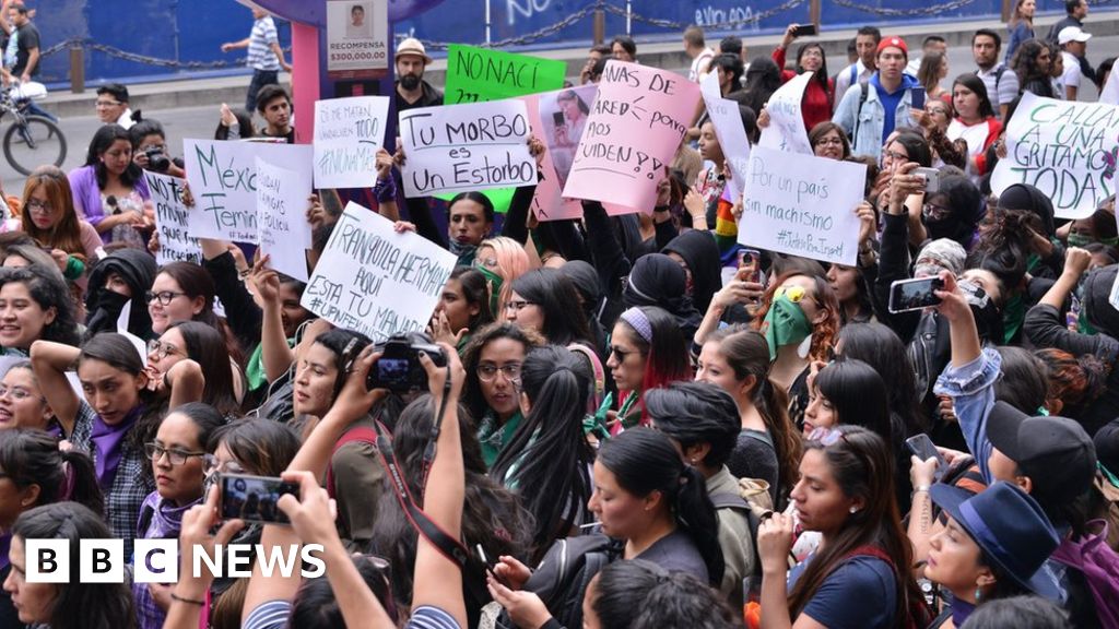 Fury Fuels Historic Womens Strike In Mexico Bbc News