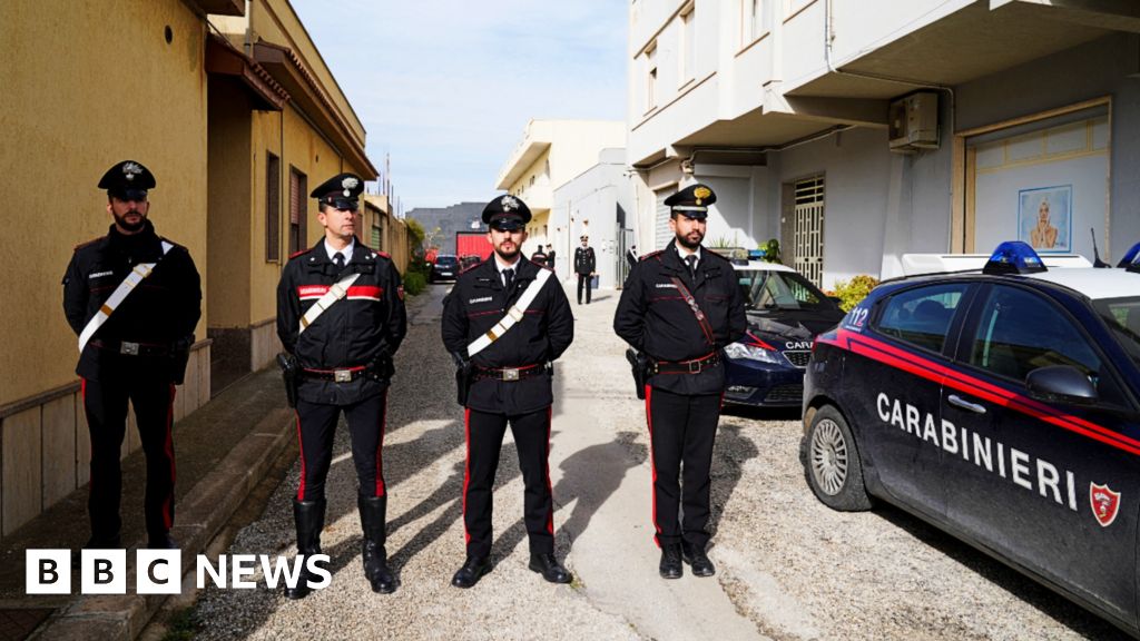 Matteo Messina Denaro: Mafia boss bunker found by Italian police