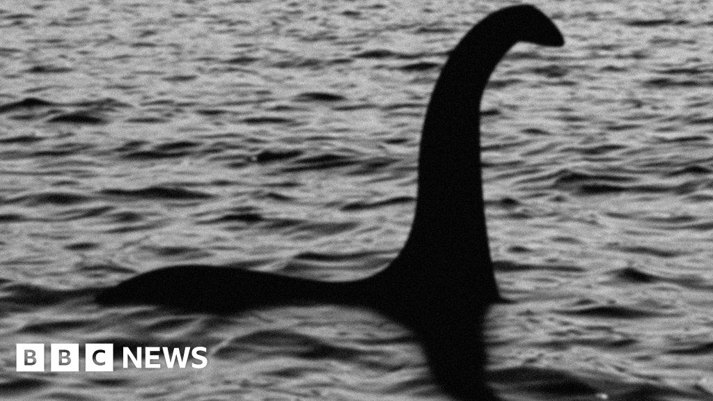 RNLI warning over 'Storm Loch Ness' monster hunt - BBC News
