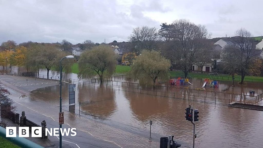 Flooding: Amber Weather Warning As Wales Hit By Rain