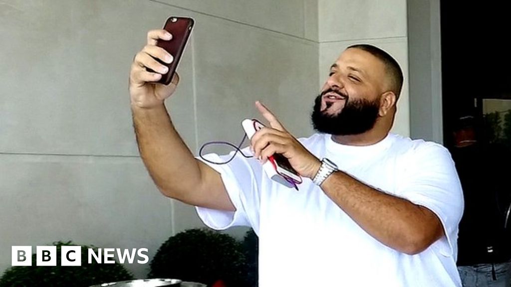 Dj Khaled The Making Of A Snapchat Superstar Bbc News 9549