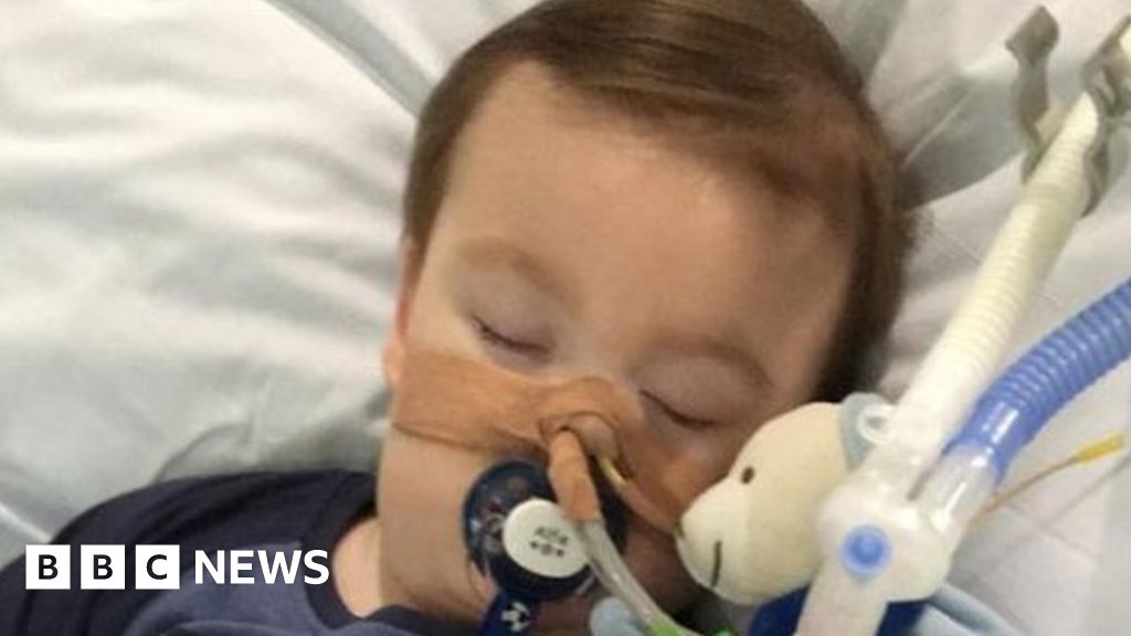 Alfie Evans Continuing life support 'futile'(02)