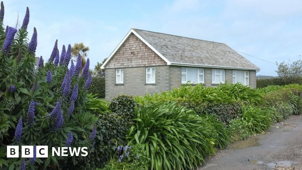Harold Wilson's Isles of Scilly holiday home for sale BBC News