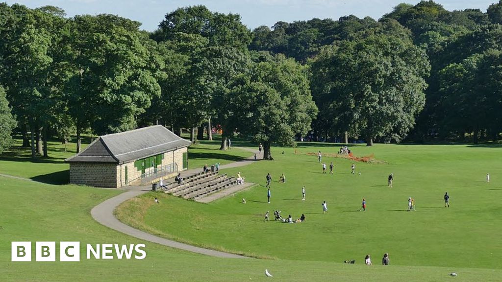 West Yorkshire Mayor supports parking charge plan for Leeds parks BBC