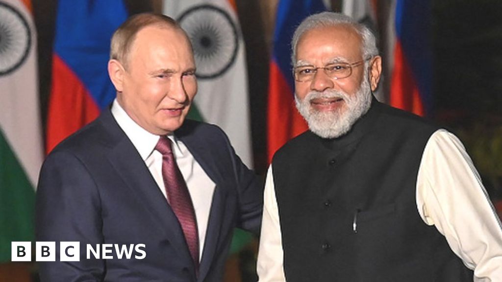 Vertice dell’Organizzazione per la cooperazione di Shanghai: Putin interviene a un incontro presieduto dal primo ministro indiano Modi