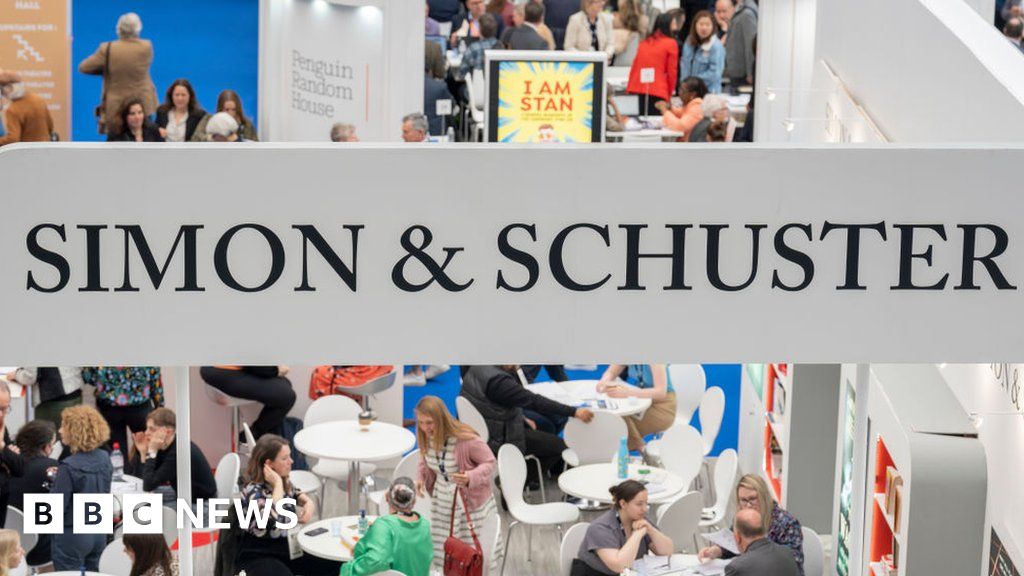 Издателският гигант Simon Schuster ще бъде продаден на частен капиталов