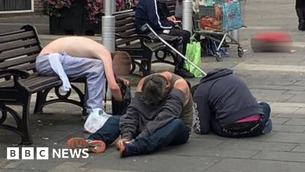 Spice drug concern in Cardiff as homeless use rises - BBC News