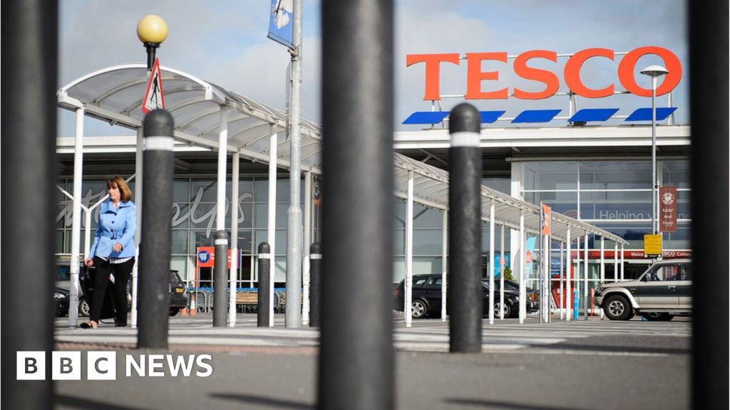 Tesco Settles Us Lawsuit Over Profit Overstatement Bbc News 