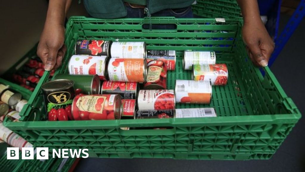 Food bank network provides record level of support BBC News