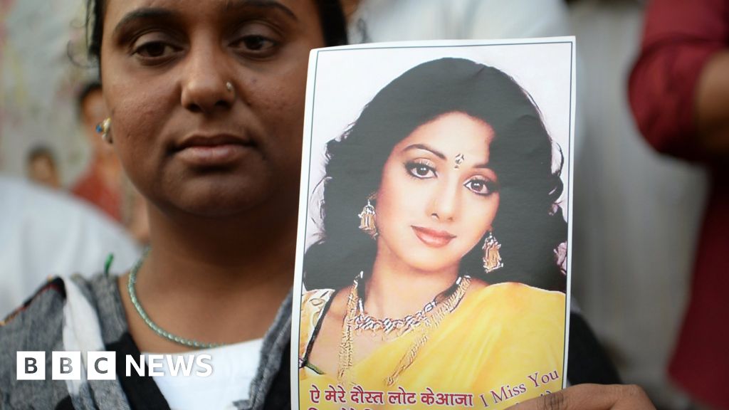 Sridevi Kapoor Death: Tragedy Shines Light On Bollywood Pressures - BBC ...