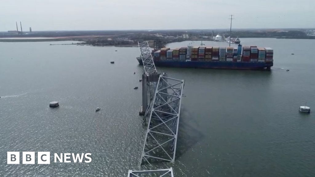 Baltimore Bridge Instorting: Zes mensen vermoedelijk dood nadat een schip met de brug in aanvaring kwam
