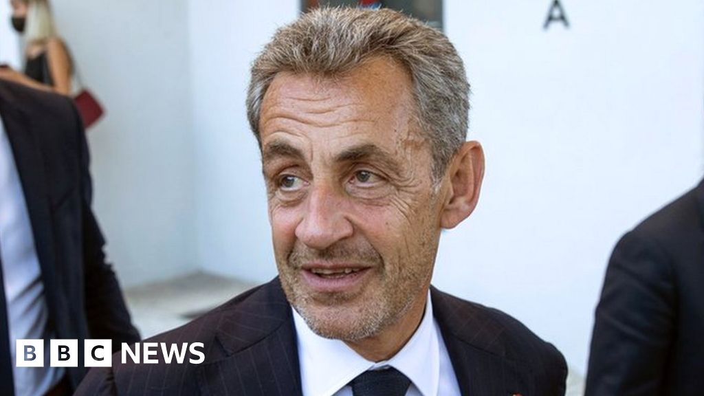 Sarkozy: Ex-French president gets jail sentence over campaign funding – BBC News