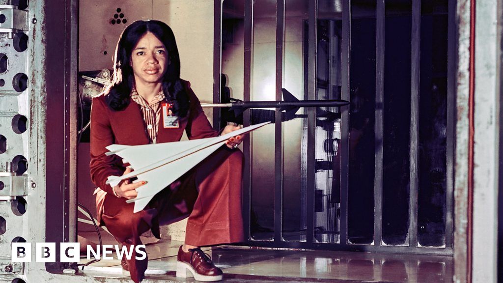Nasa's pioneering black women - BBC News
