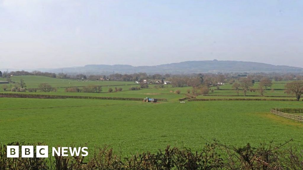 Gloucestershire plans for large solar farm set to be approved 