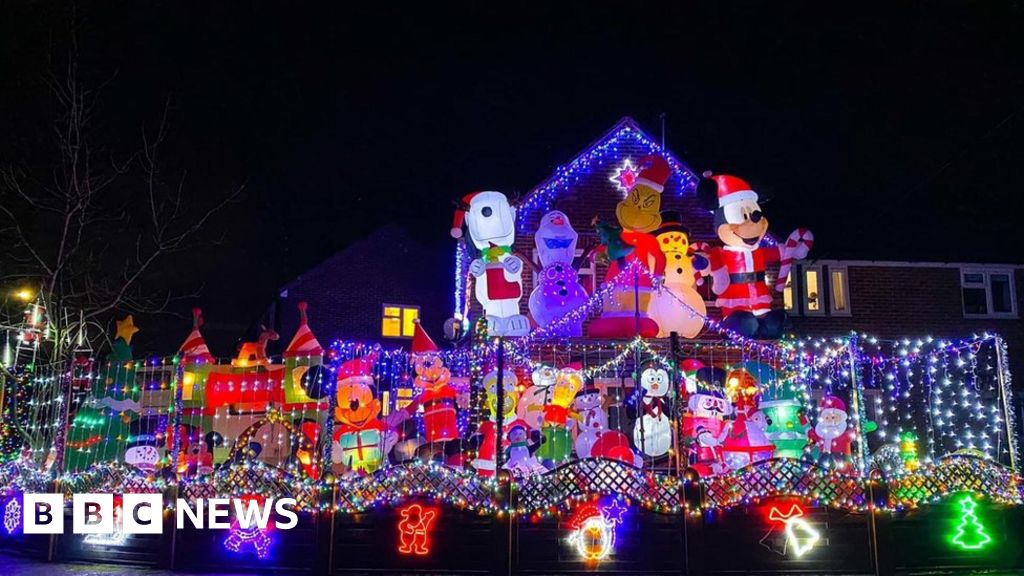 Cost of living: Can Christmas lights displays survive the energy crisis?
