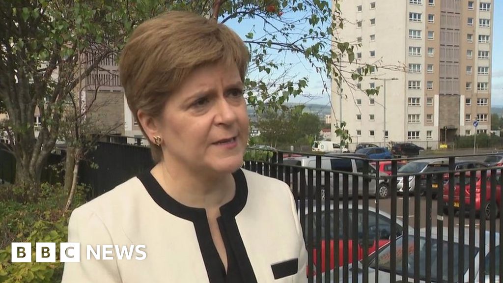 Nationalised energy should be an option, says Sturgeon