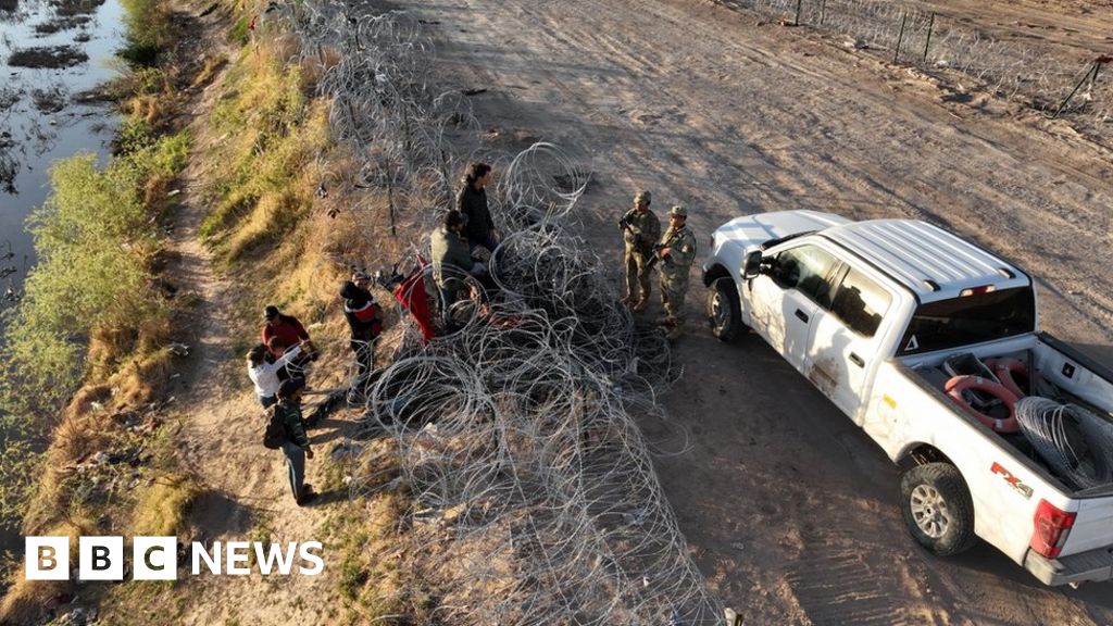 Supreme Court temporarily blocks controversial Texas border law SB4