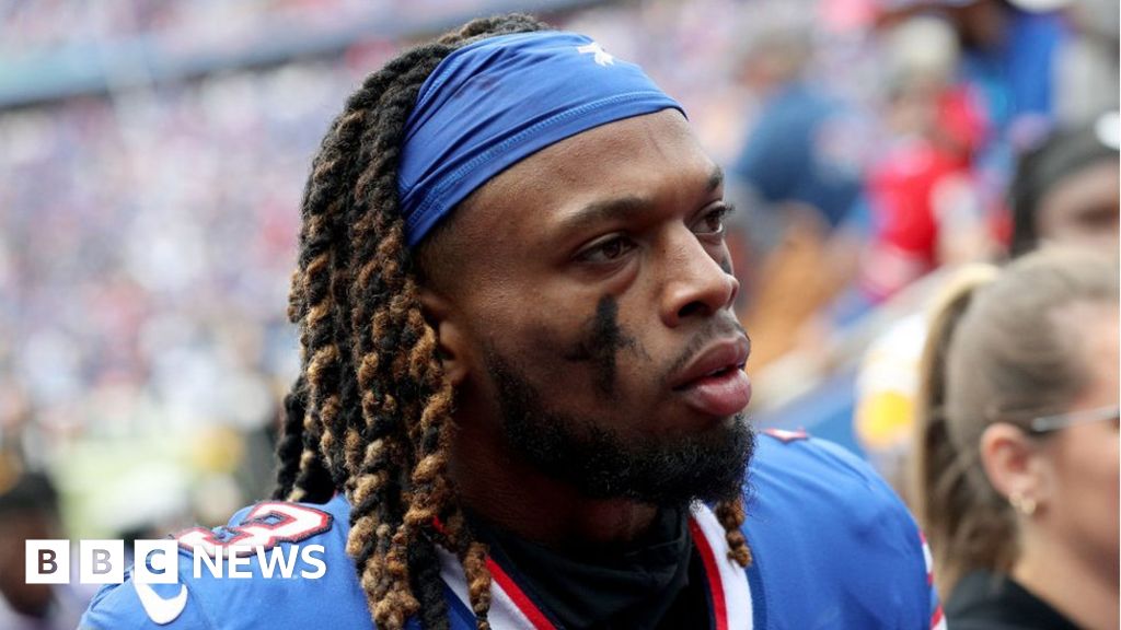 Hamlin hopes to play again after NFL collapse