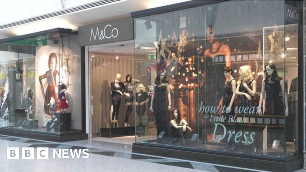 M&Co: Renfrewshire clothing chain appoints administrators - BBC News