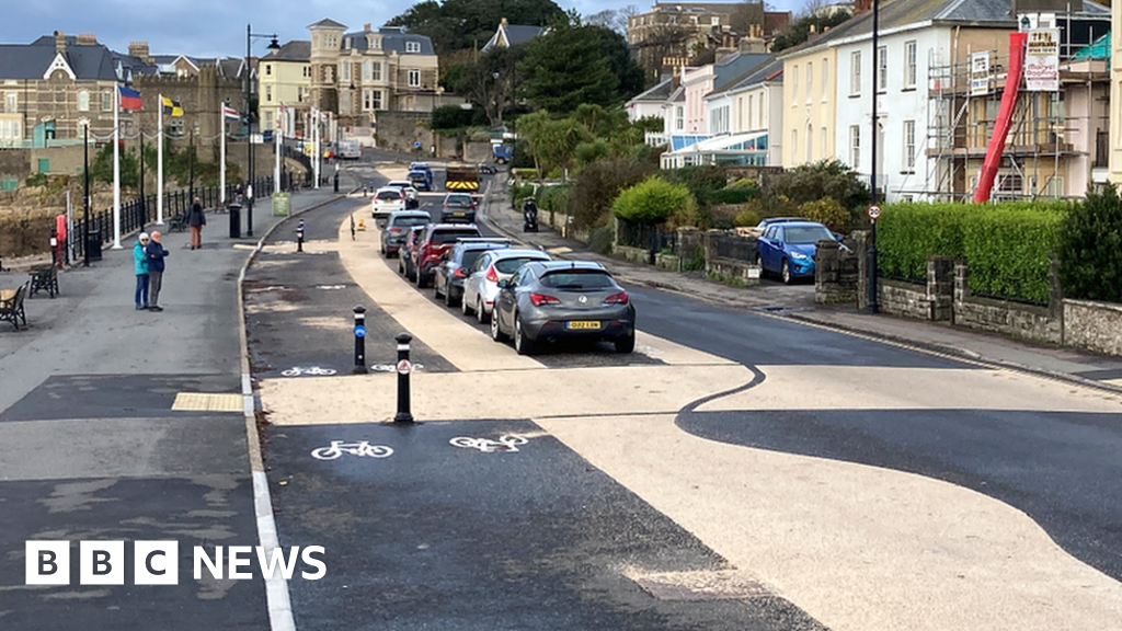 Clevedon: £425,000 to change controversial seafront scheme agreed - BBC ...