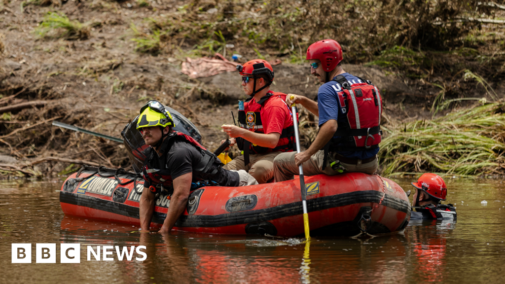 Texas floods death toll climbs to more than 100 thumbnail