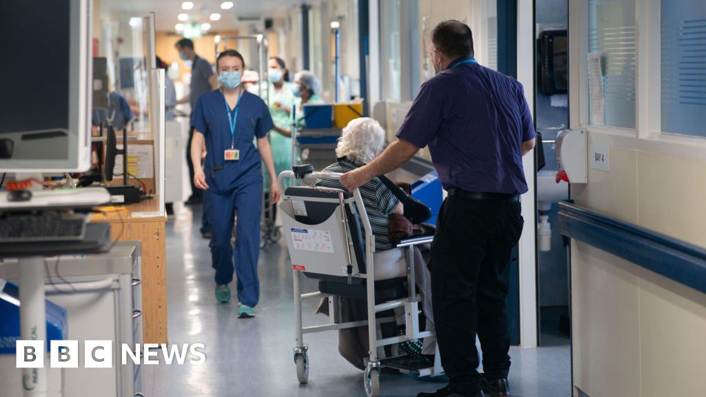 League tables to reveal failing NHS trusts