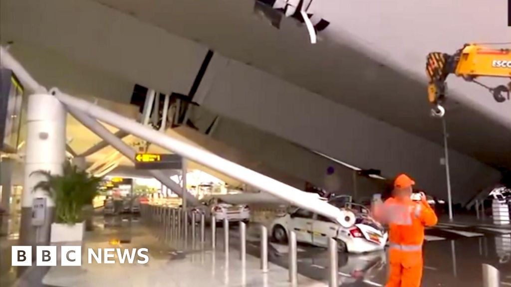 Watch: Delhi airport roof collapses due to heavy rain - BBC News