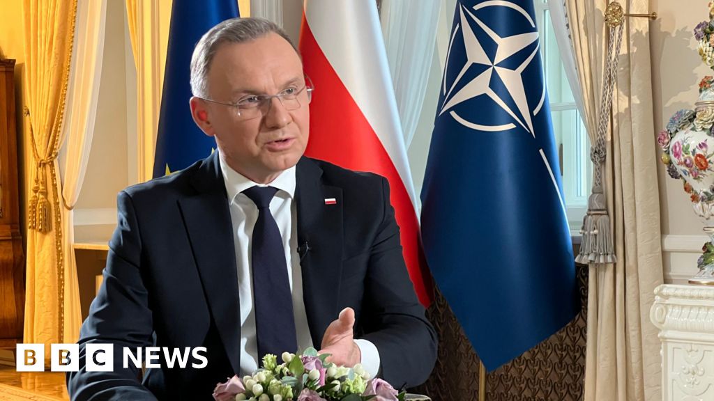 US nuclear weapons in Poland would be deterrent for Russia, Polish president says