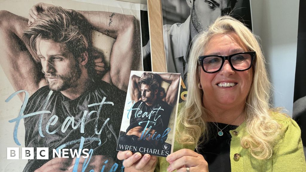 bbc.co.uk - Lucy Ashton - The Doncaster financial adviser who became erotic fiction writer
