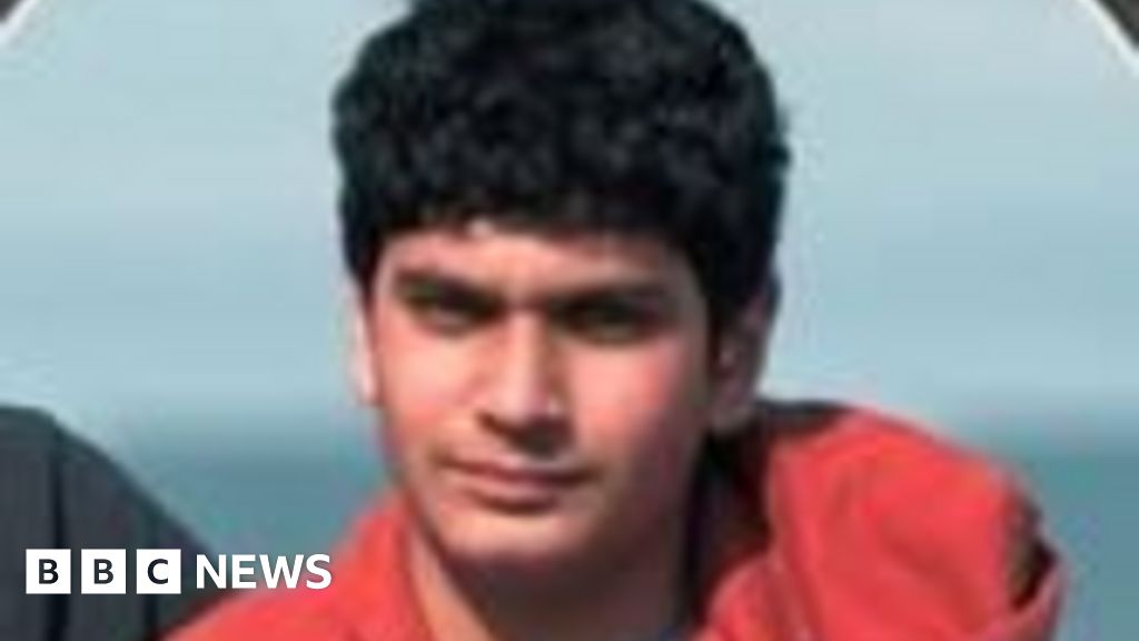 Two Teen Drownings in India and UK Highlight Risks