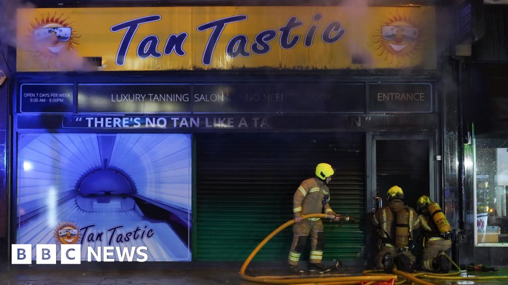 Suspected Arson Destroys Worthing Tanning Salon