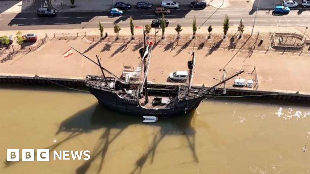 Spanish ship docks in Great Yarmouth port