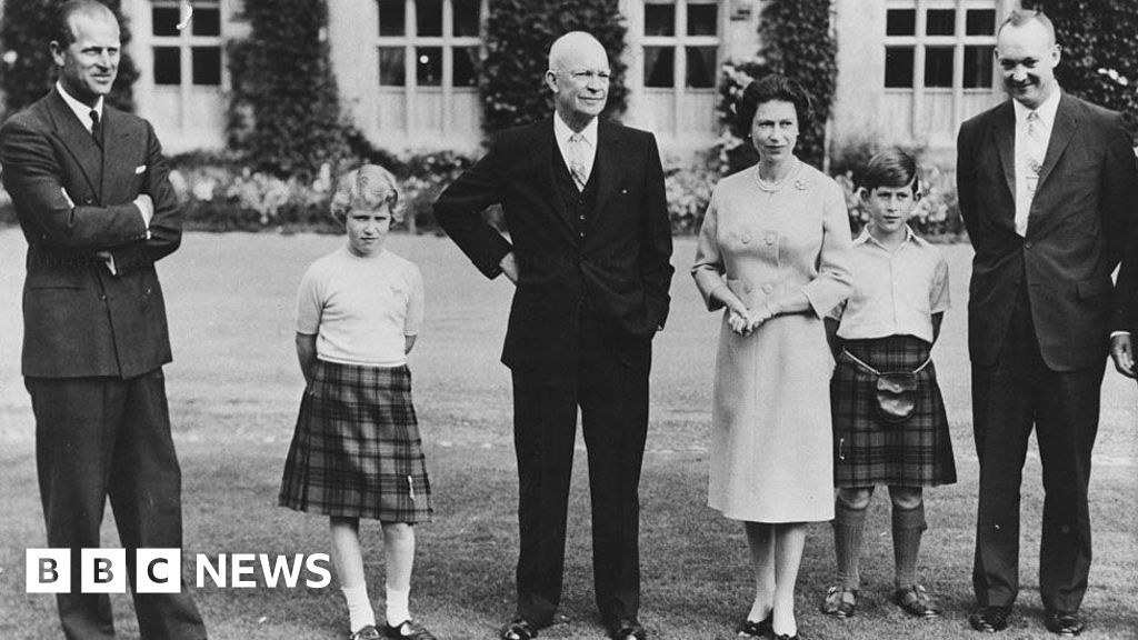 When the Queen served drop scones for a US president at Balmoral