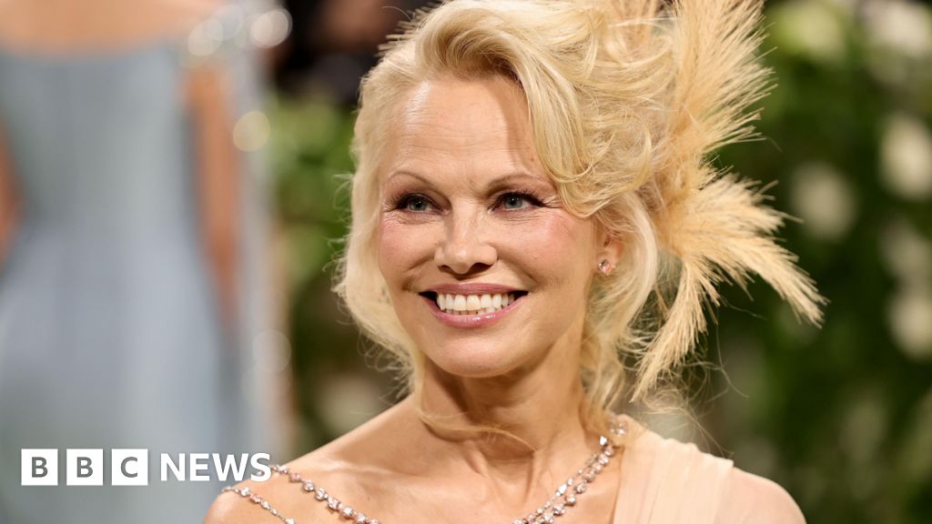 Pamela Anderson tentang kehilangan kesempatan di Oscars