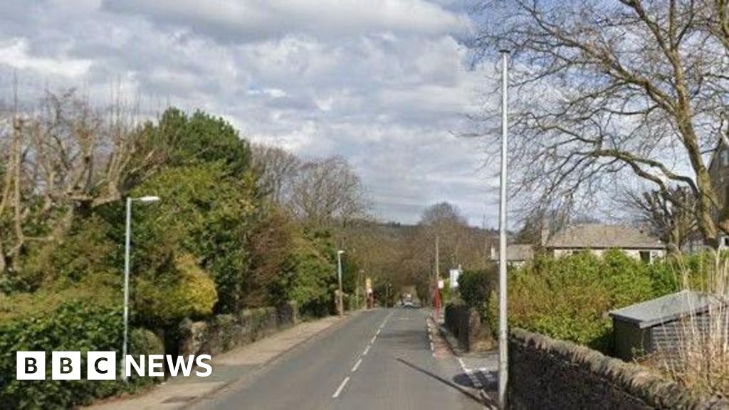 Shipley crash Man, 34, dies after cars hits wall