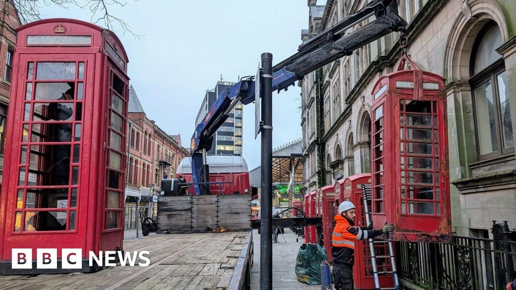 bbc.co.uk - Paul Faulkner - Preston City Council keeping listed red telephone boxes mothballed - BBC News